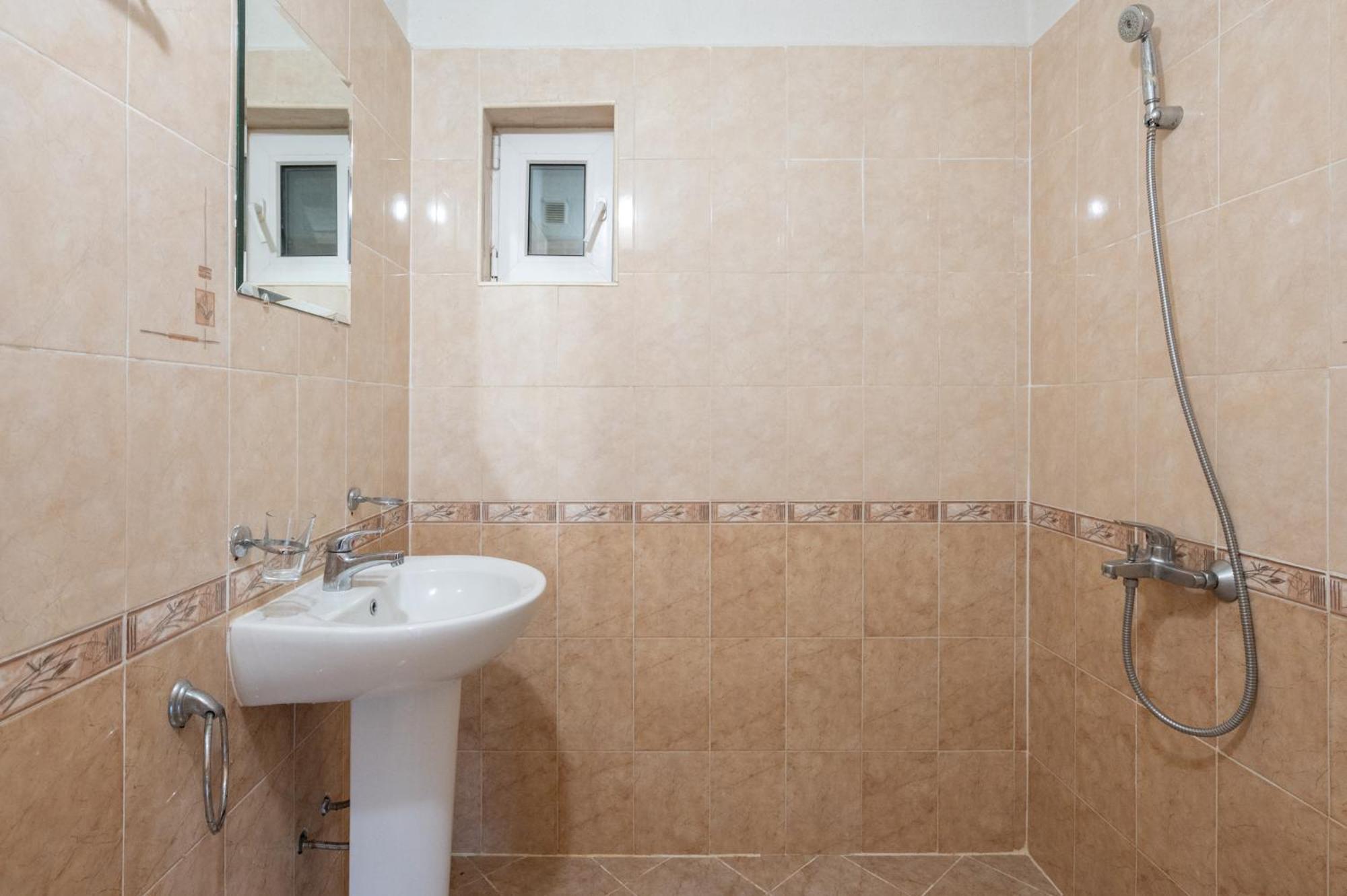Вили Тихия Кът Ribarica Exterior foto