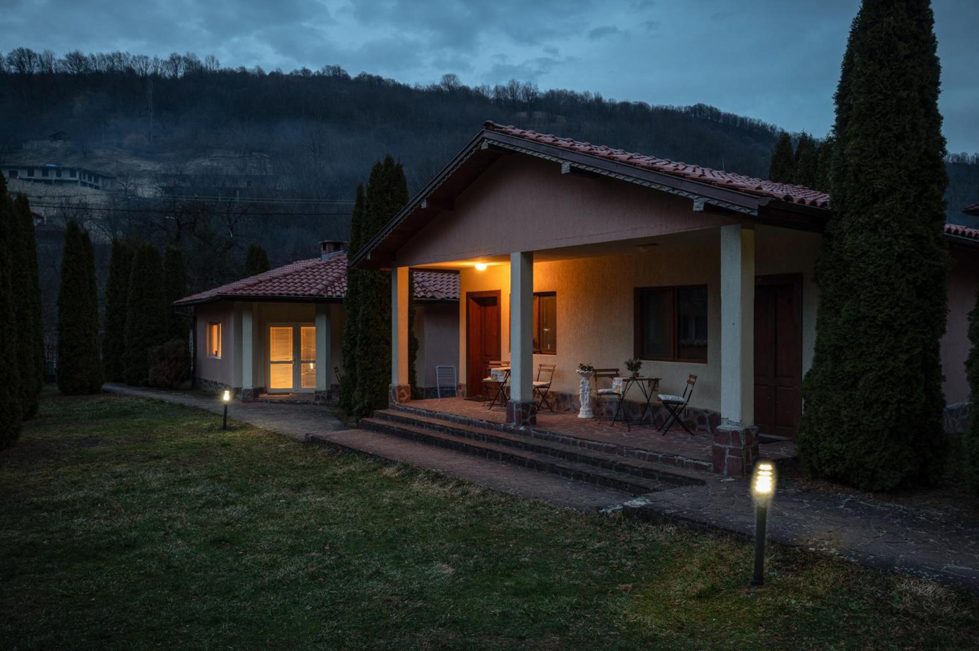 Вили Тихия Кът Ribarica Exterior foto